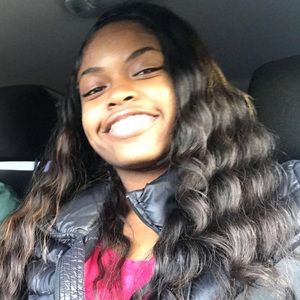 Meet your Posher, Haley